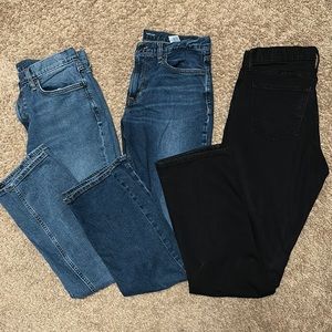 Bundle of men’s 33x34 jeans